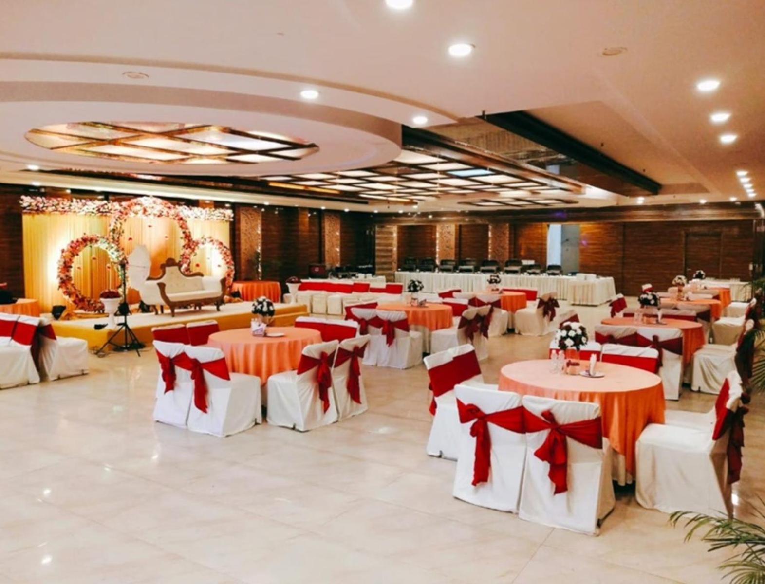 Fabhotel Prime The Rivlet Mg Road Gurgaon Eksteriør billede